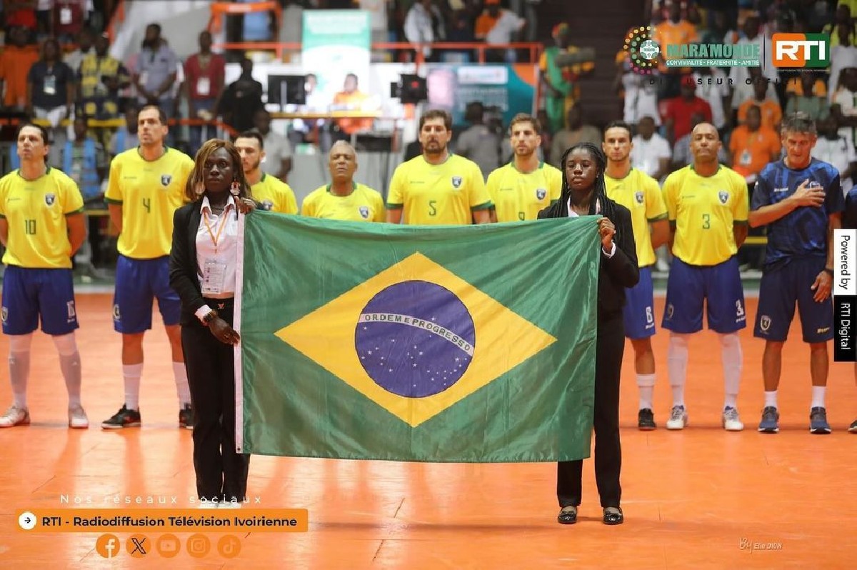 Brasil encerra 1ª Copa do Mundo de Maracanã em 5º lugar e ganha troféu Fair Play