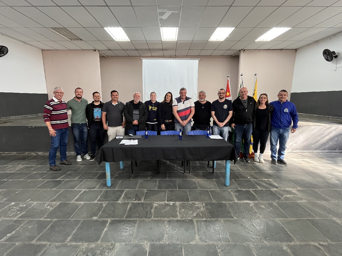 Reunião da Câmara de Esportes do Consórcio Intermunicipal para o Desenvolvimento do Polo Turístico do Circuito das Águas Paulista (CICAP) em Águas de Lindoia